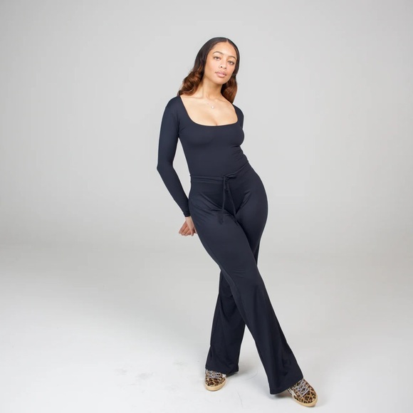 STRIPT - Picture 1 of 2